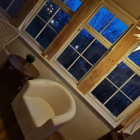 Marcowka M4 - Duzy W Historycznej Willi Z Ogrodem