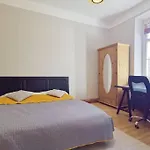 Marcowka M4 - Duzy W Historycznej Willi Z Ogrodem